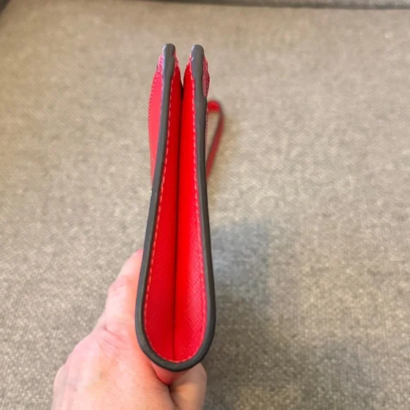 Kate Spade Vibrant Red Wristlet Clutch - Picture 10 of 11
